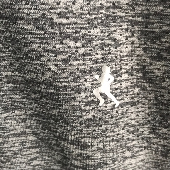 Workout tops - Picture 5 of 5